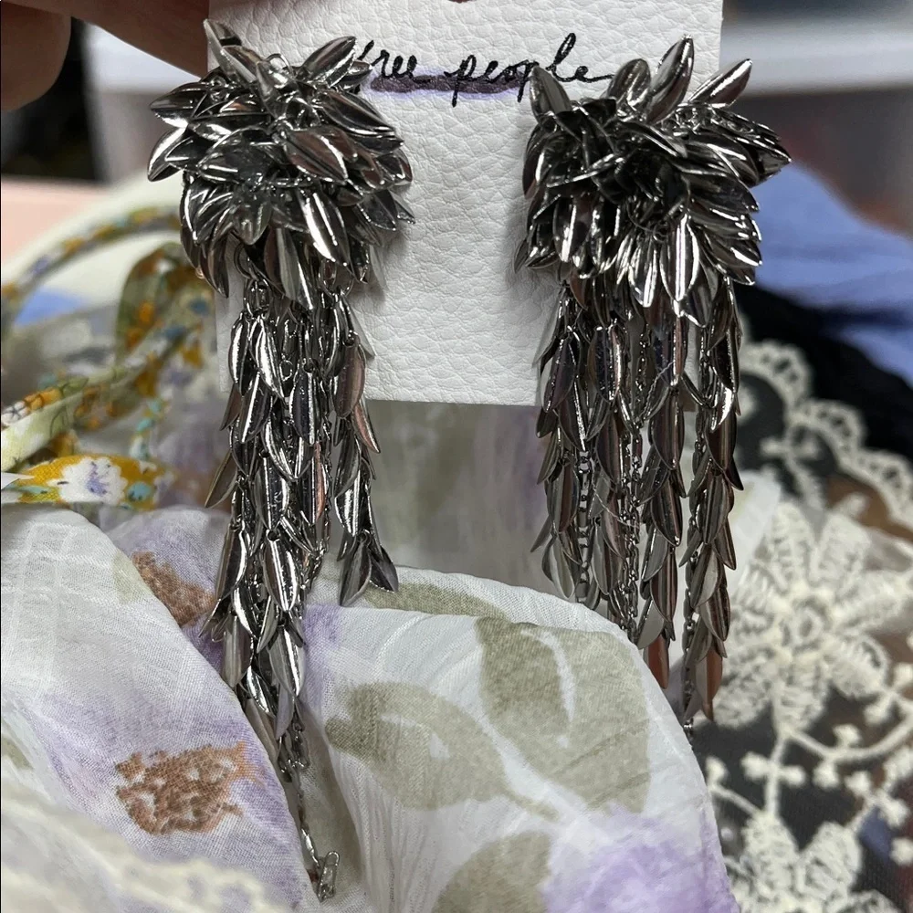 Free People Elegant Silver Dangle Earrings New with Tags
